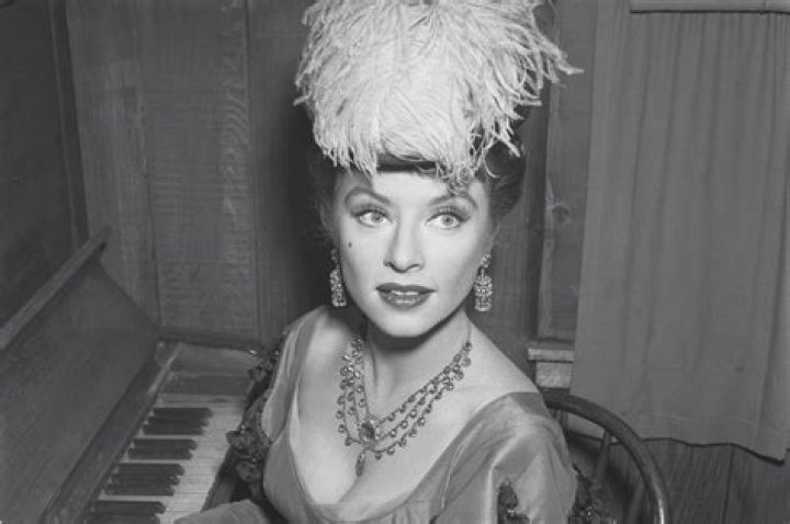 Amanda Blake