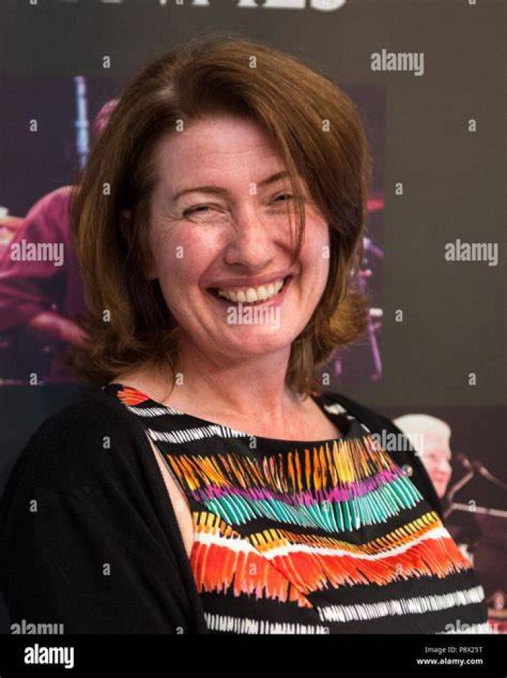 Belinda Bauer