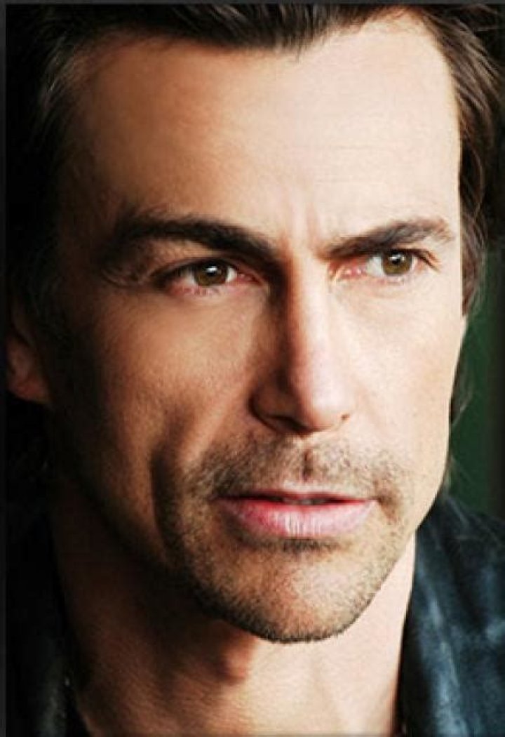 Daniel Bernhardt