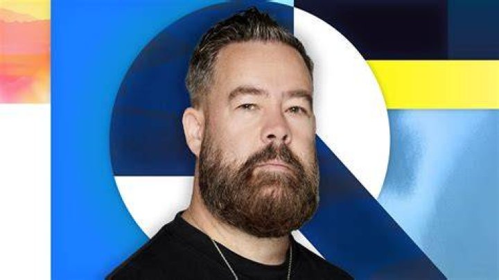 Daniel P Carter