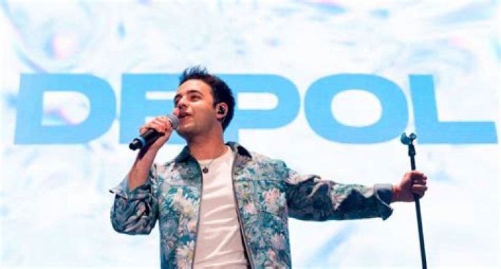 DePol Cantante