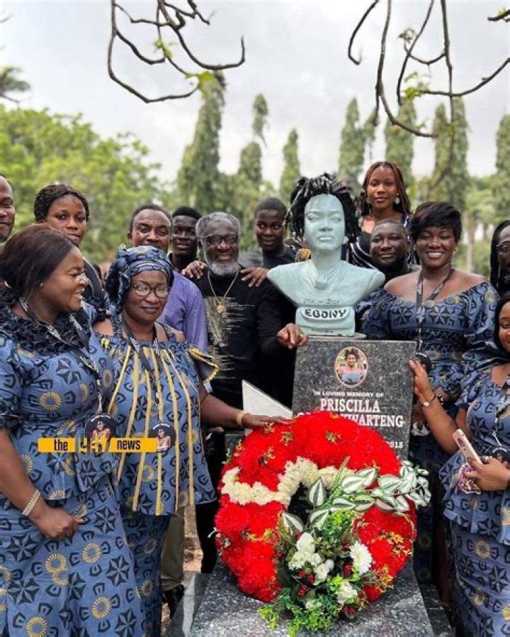 Ebony Reigns