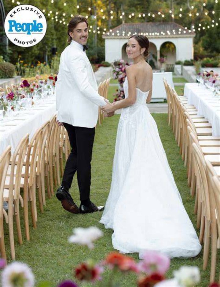 Inside Abigail Heringer And Noah Erb Relationship