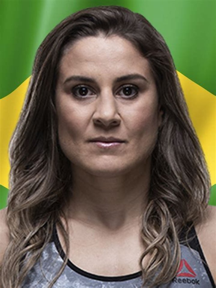 Jennifer Gon&ccedil;alves Maia