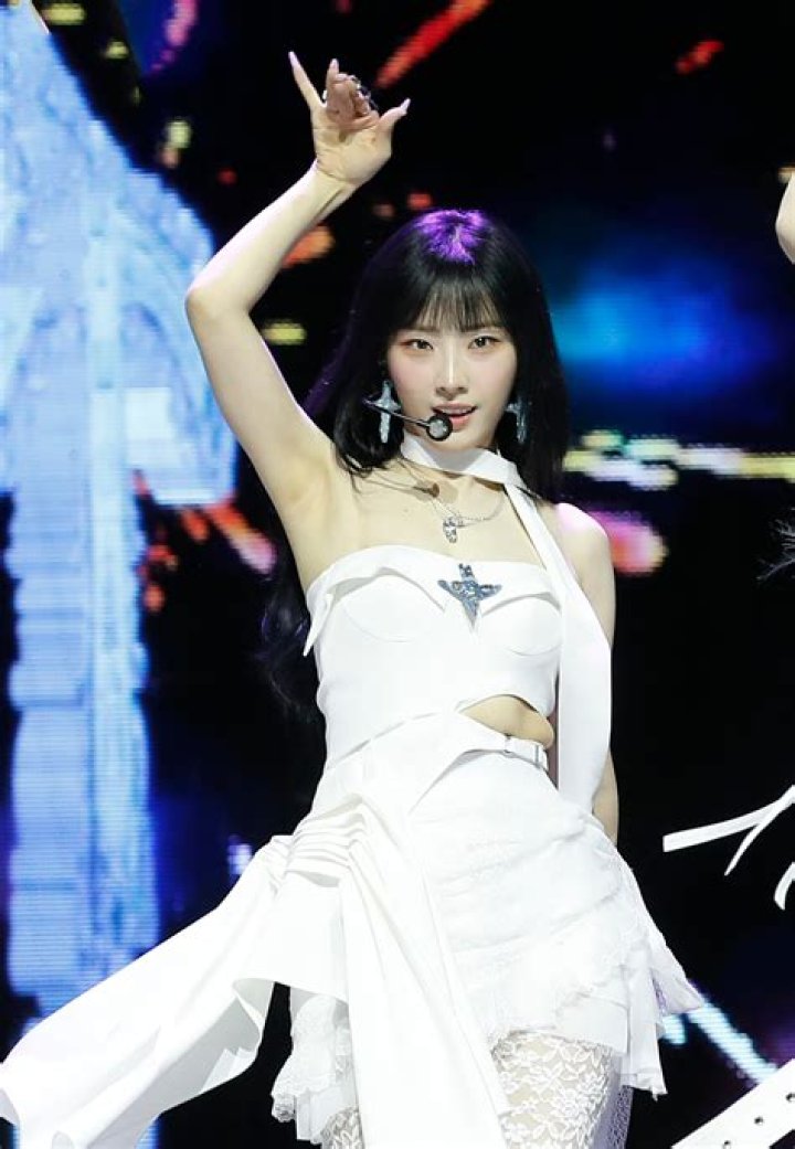 Jo Ha-Seul