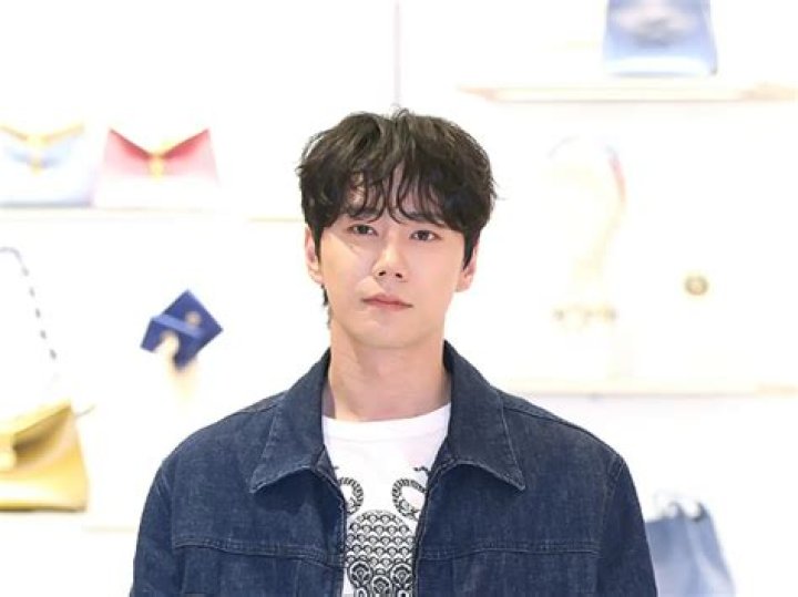 Lee Jun-young