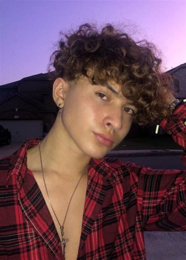 Mathew Valenzuela