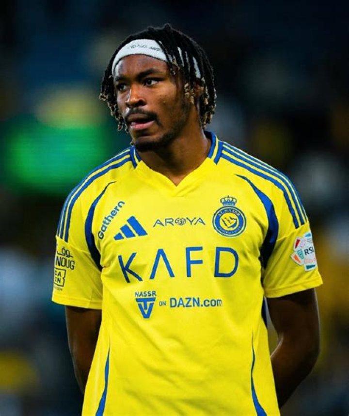 Mohamed Simakan Age