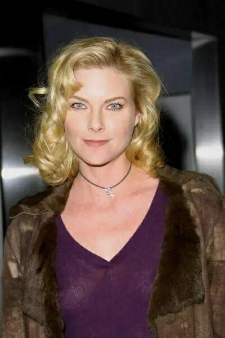 Paula Devicq - Net Worth, Age, Height, Birthday, Bio, Wiki!