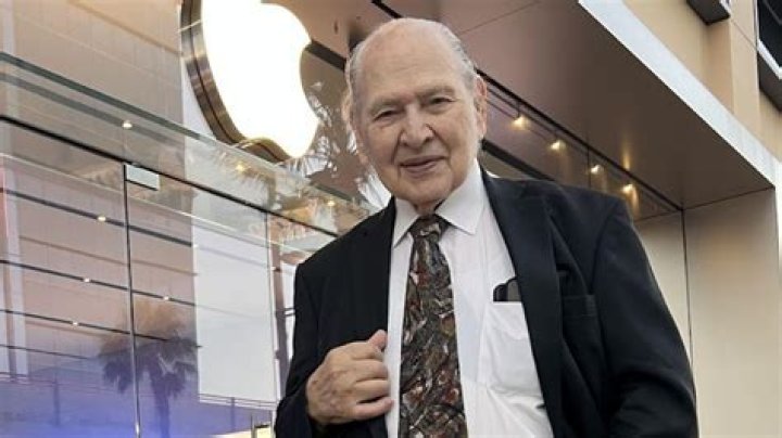 Ronald Wayne