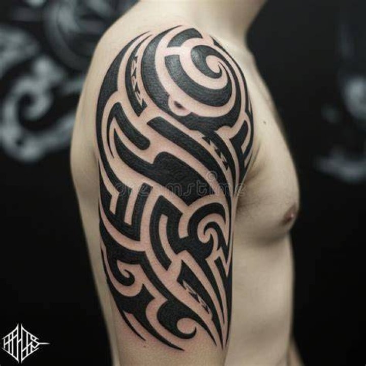 Tribal Tattoo on Shoulder