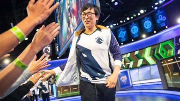 Yiliang Peng